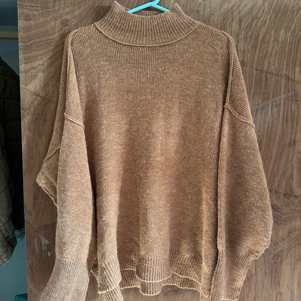 LA MIEL Mockneck Sweater